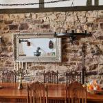 Полилеи от автентични реставрирани колела от каруца!