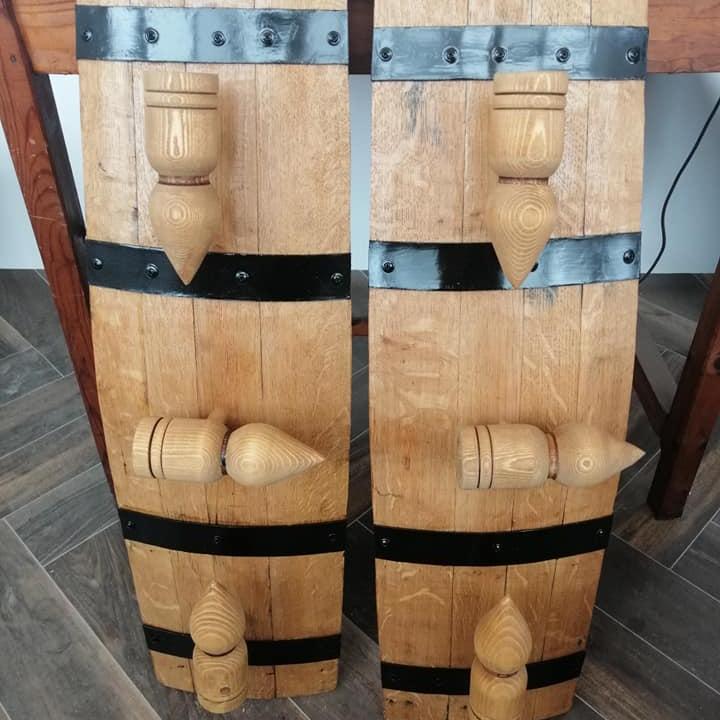 Полилеи от автентични реставирани бъчви с 4 ръчно изработени дървени чашки-конус!