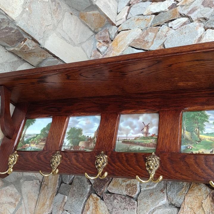 Уникална старинна масивна дъбова закачалка с рафт, двойни окачвачи и порцеланови плочки!