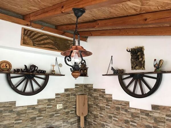 Рафт-етажерка от автентично колело от каруца - Image 24