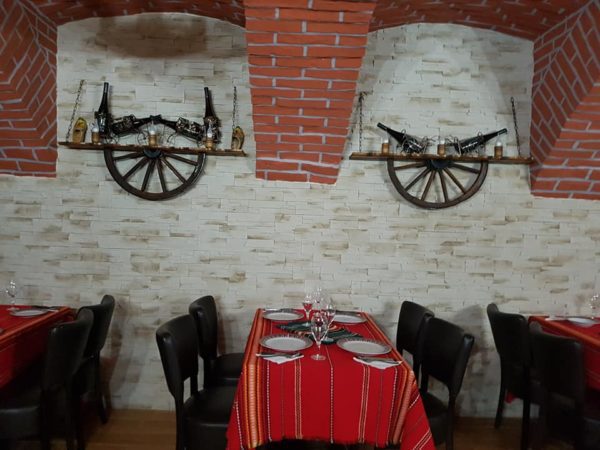 Рафт-лампа от автентични реставрирани колела на каруци! - Image 2