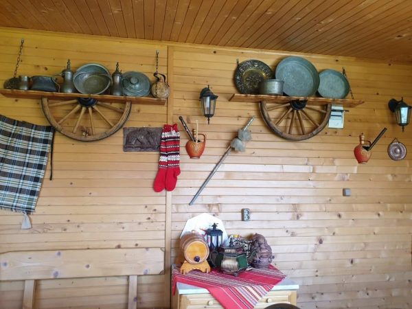 Рафтове-ертажерки с автентични реставрирани колела от каруци! - Image 30
