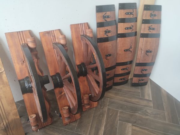 Закачалки от автентични реставрирани бъчви с ръчно ковани куки! - Image 38