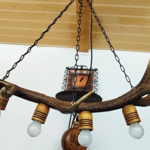 Изработваме полилеи от паднали еленови рога с ръчно изработени дървени чашки!