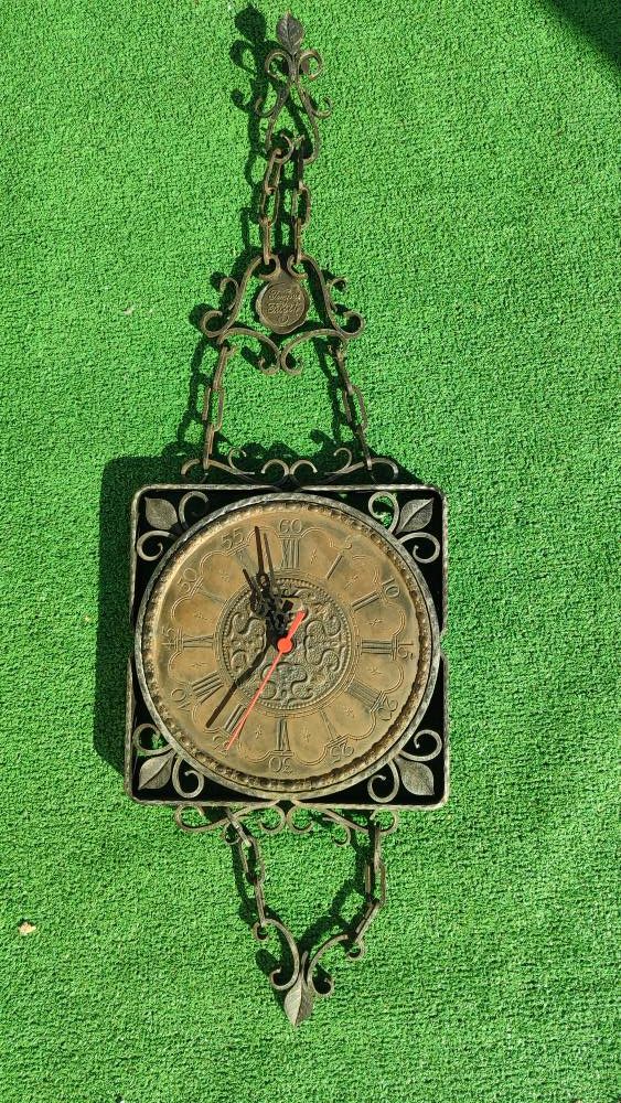 Красив стенен винтидж часовник от ковано желязо с красиви орнаменти и синджири! - Image 3