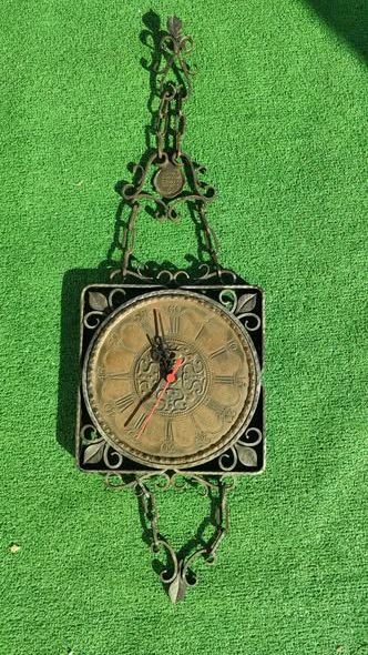 Красив стенен винтидж часовник от ковано желязо с красиви орнаменти и синджири! - Image 6