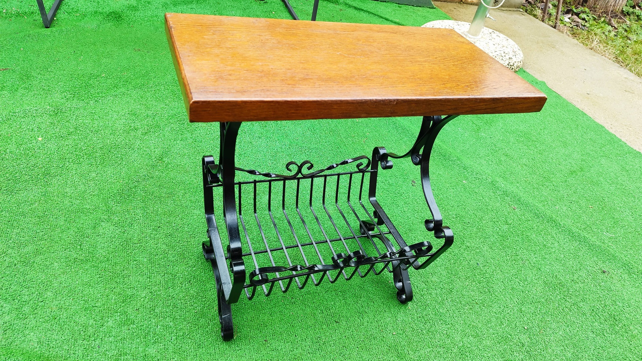 Красива масичка от ковано желязо с орнаменти и дървен плот! - Image 3