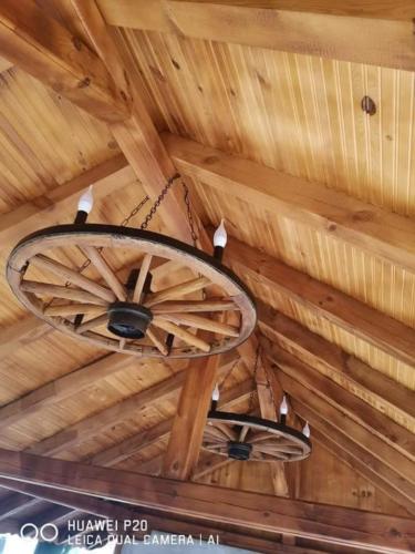 44348300 1075352072637670 6365710044608069632 n